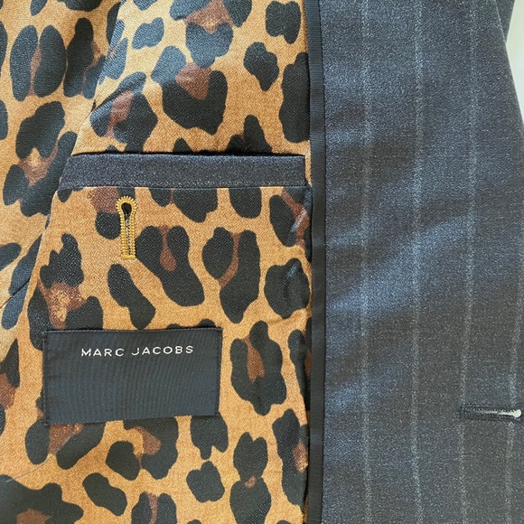 Marc Jacobs Gray Pinstripe Jacket w/ Silk Leopard Lining US 40 EU 50 L XL - Picture 4 of 7